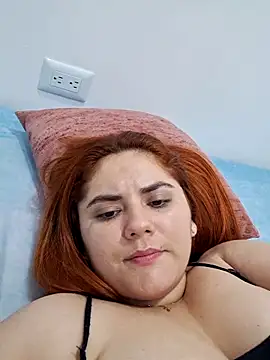 girl_redhead_bigtits's cam snapshot