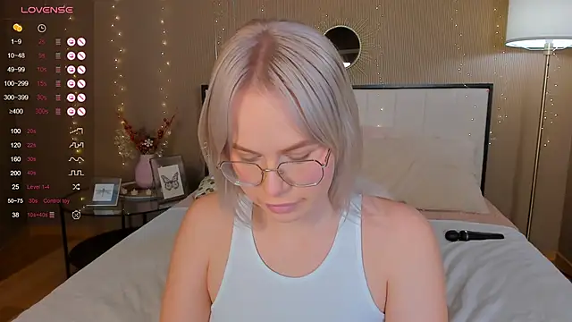 bellatip live sex cam