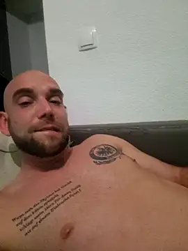 Smokeym123's cam snapshot