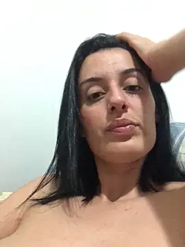 Catmila94 live sex cam