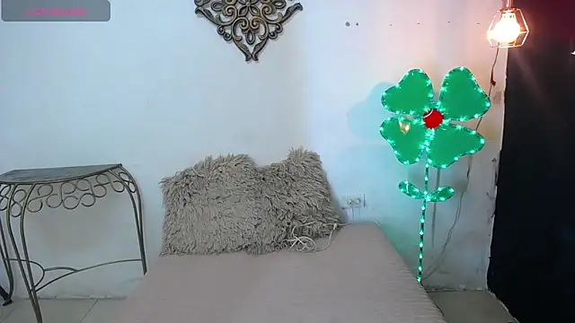 SexyKataShow's cam snapshot