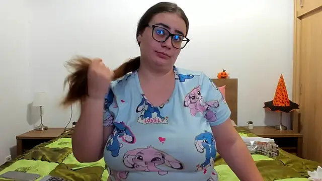 amiravyxen's cam snapshot