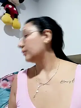 You-kitty2025's cam snapshot