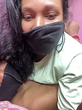 Priyajaanbaby's cam snapshot