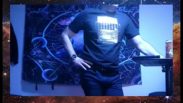 lazybonezz live sex cam