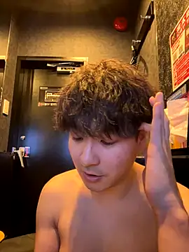 yuuki8910 live sex cam