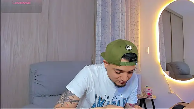 alejandro_calderon1 live sex cam