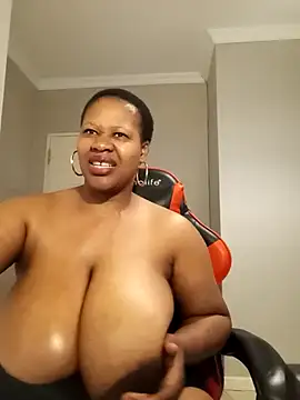 bustylisa1983 live sex cam