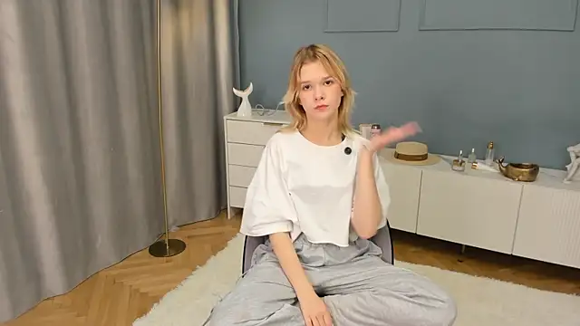 PhillisEsplin live sex cam