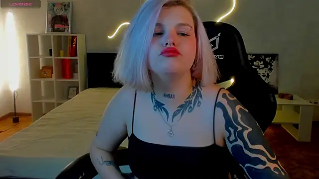 shadow__purrr's cam snapshot