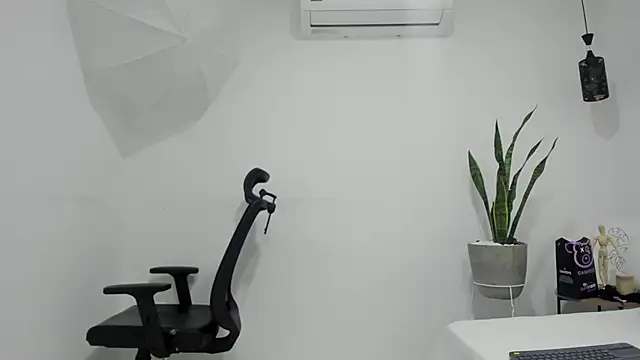 Soffiegrey's cam snapshot