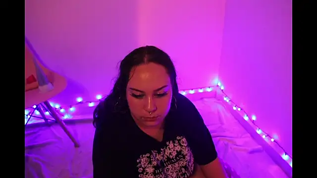 kathleenCosmicVice's cam snapshot