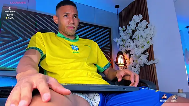 B_Wild's cam snapshot