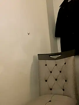 roa_alee's cam snapshot