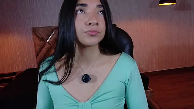 Aurora_jones11's cam snapshot