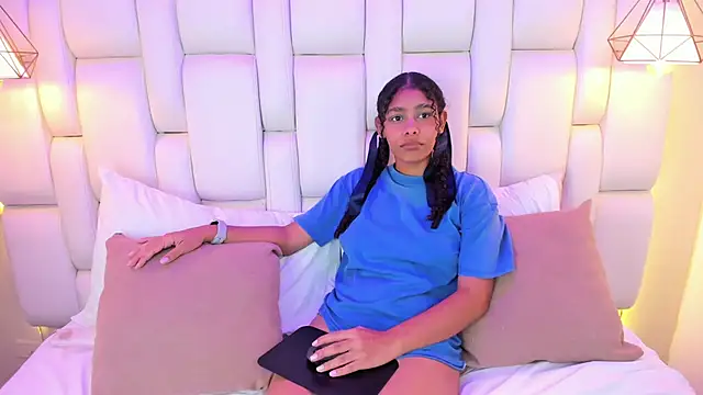 PinkMimi_'s cam snapshot