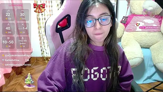 Maggie_Fox3's cam snapshot