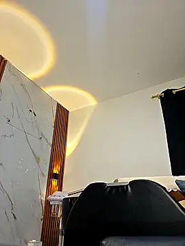 AlyssaFabulous222's cam snapshot