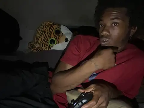 SlimeCrownzOut5's cam snapshot