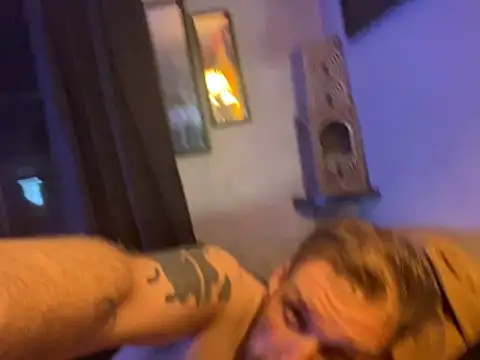 Thickwhitetight's cam snapshot