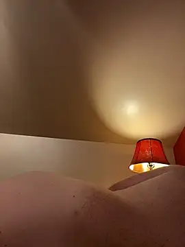 DILFiGuess1's cam snapshot