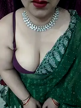 janvi_100 live sex cam