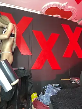 abrilbigcock live sex cam