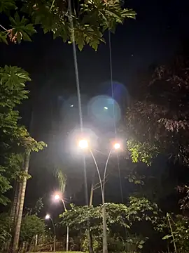 NAUGHTY_LITTLE_18's cam snapshot