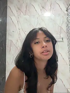 lynn9000 live sex cam