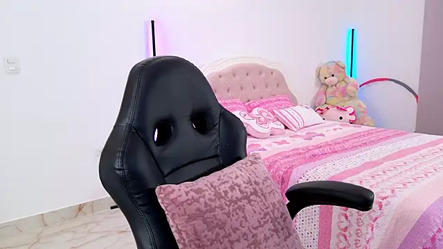 MissBecka_ live sex cam