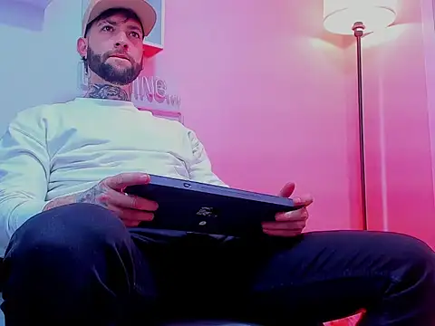 Supreme_Alpha live sex cam