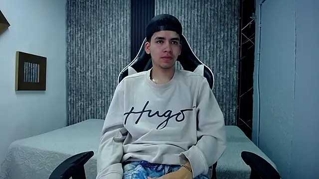 Mike_0233_'s cam snapshot