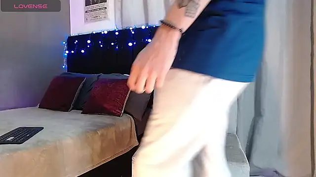 Matteo12_'s cam snapshot