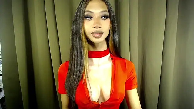 PrettyLatiina live sex cam