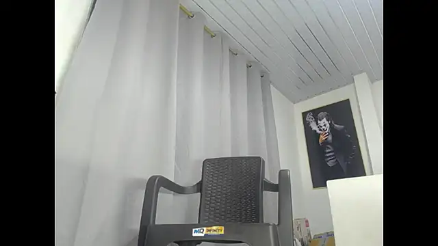 Dexter-T live sex cam