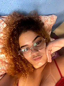 Lolacavalona live sex cam