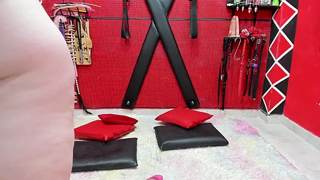 BDSM_EXOTICDOMINATI0N2's cam snapshot