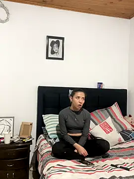 coupledesire18's cam snapshot