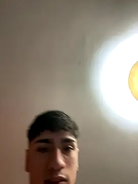 onlymoney18k's web cam