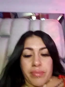 chelaqueen_ live sex cam