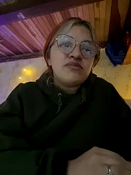 Sophia_Weest99's cam snapshot