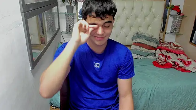 heiker_ live sex cam