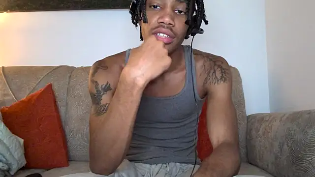 BlackBullTitus live sex cam