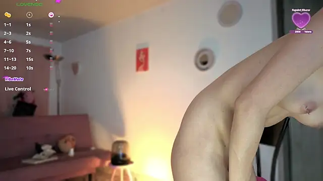 colette_e live sex cam