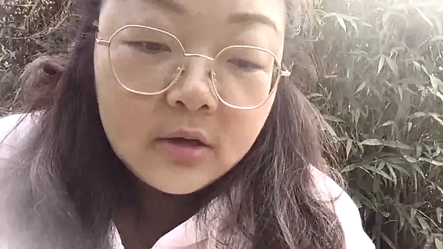 AngelwithEcup live sex cam