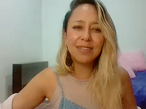 leah_susman's cam snapshot