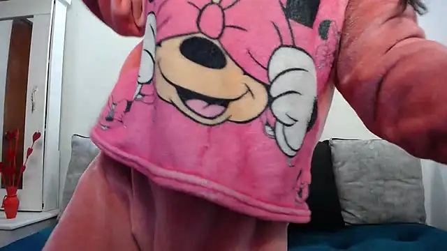 Taylormegan's cam snapshot