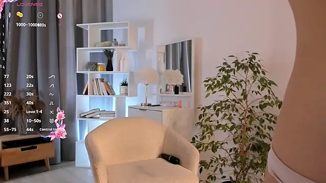 UdelaDodson live sex cam