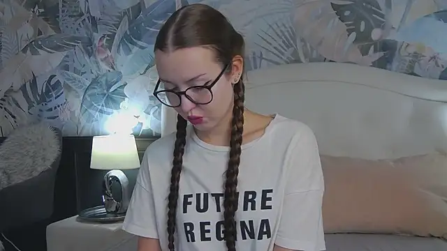 ReginaNyx live sex cam