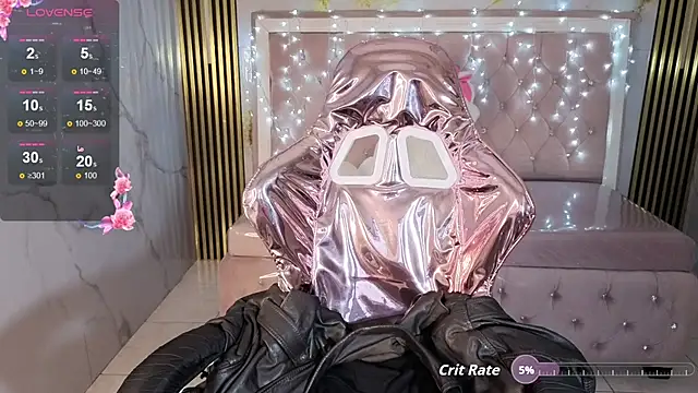 lili_conor_s's cam snapshot